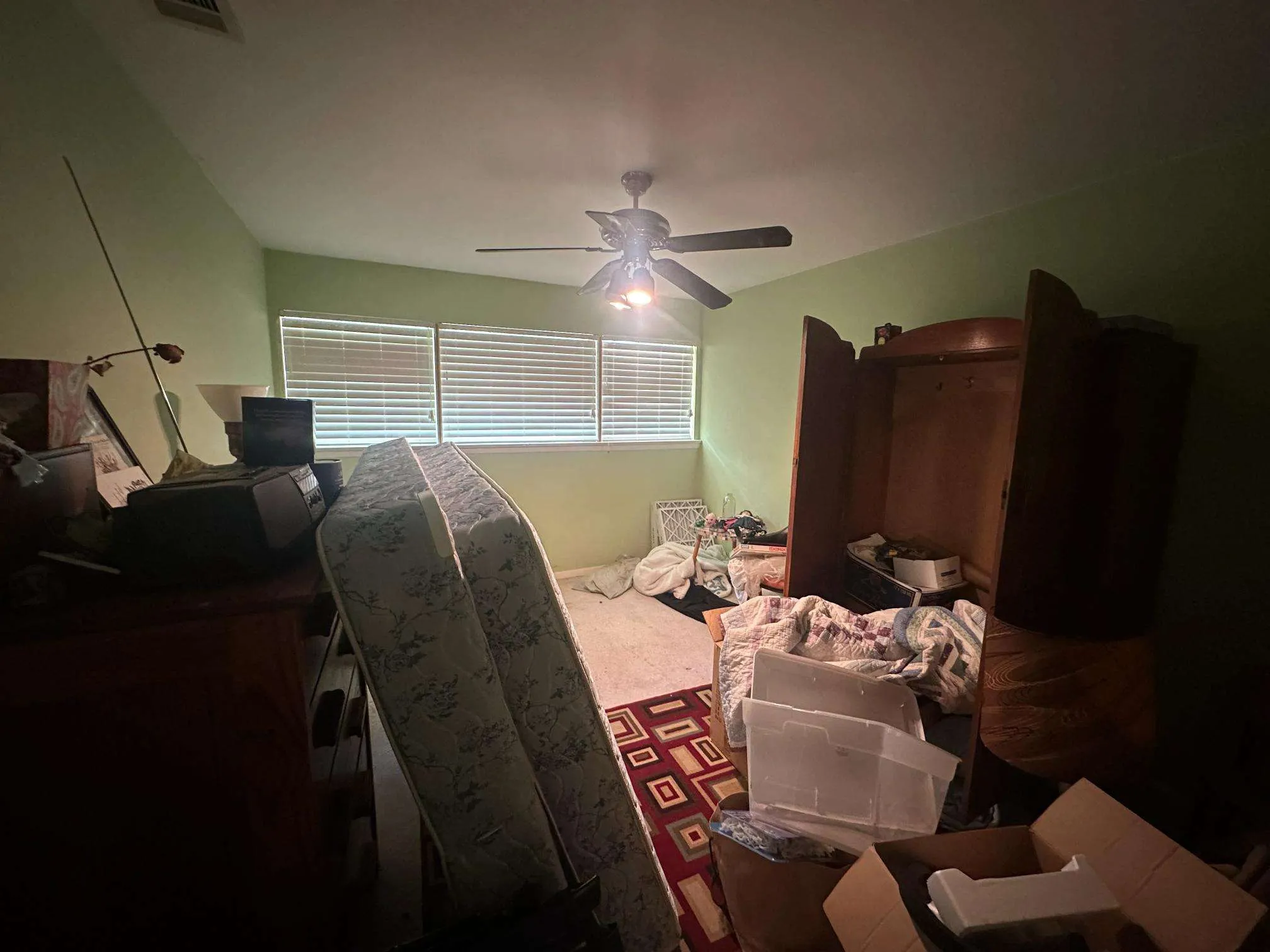 Family moving out of their Dallas home after a successful sale, representing a smooth closing and a fresh new start.