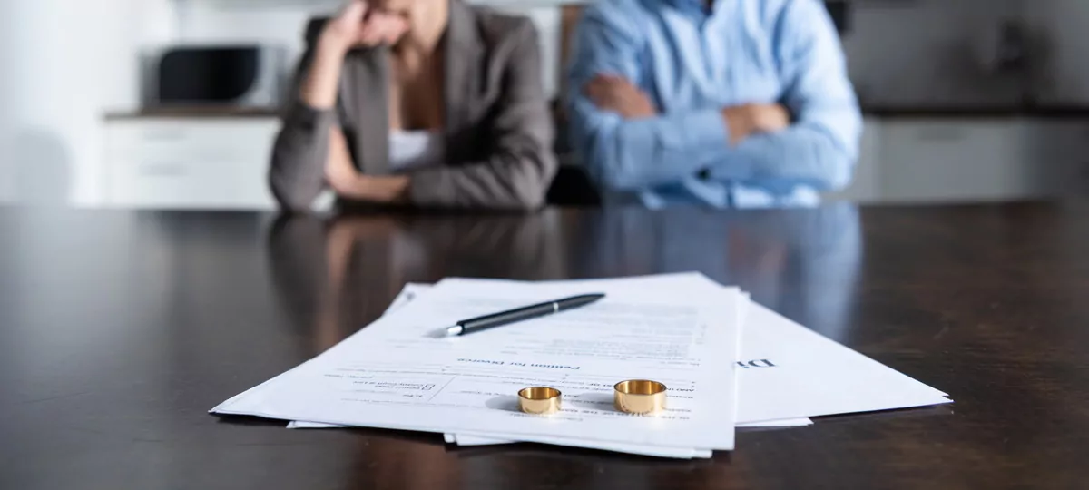What Happens to a Mortgage During Divorce?