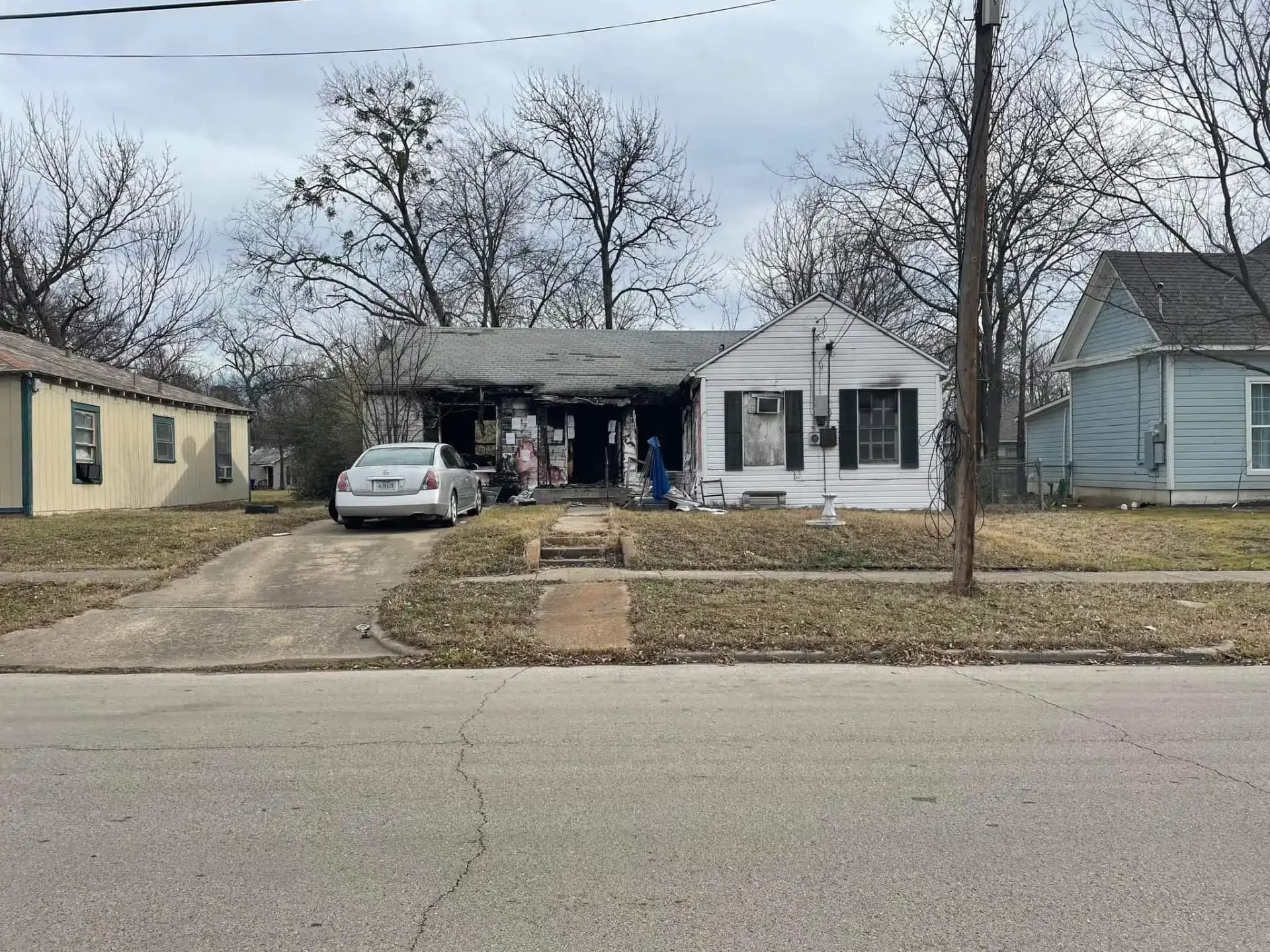 How to Sell a House With Liens Attached in Texas