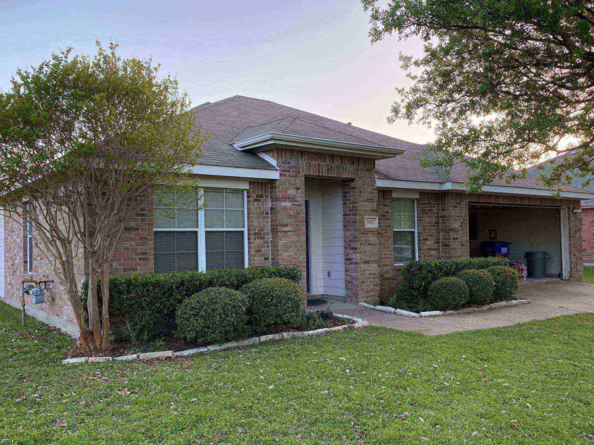 How to Sell a House Quickly in a Buyers Market?