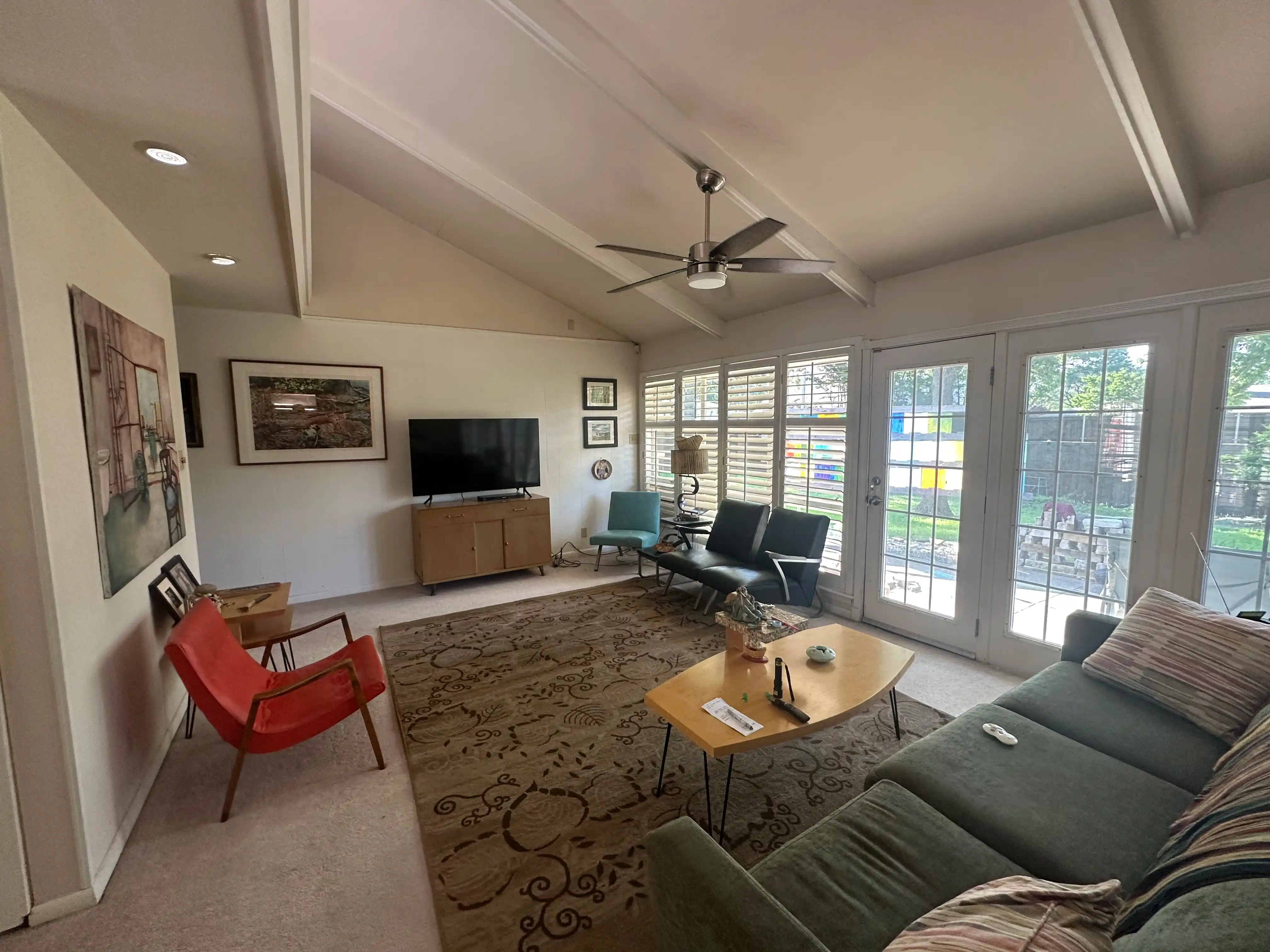 We Buy Houses in Euless: Skip the Agents and Sell Directly to Locals